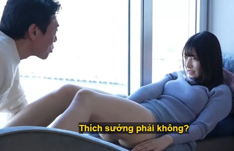Cuộc chạm trán giữa ông chú và cô diễn viên trẻ mới nổi tại nhà nghỉ.